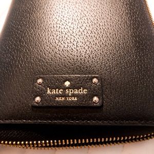 Kate Spade Wallet/Personal Organizer (Grove St)